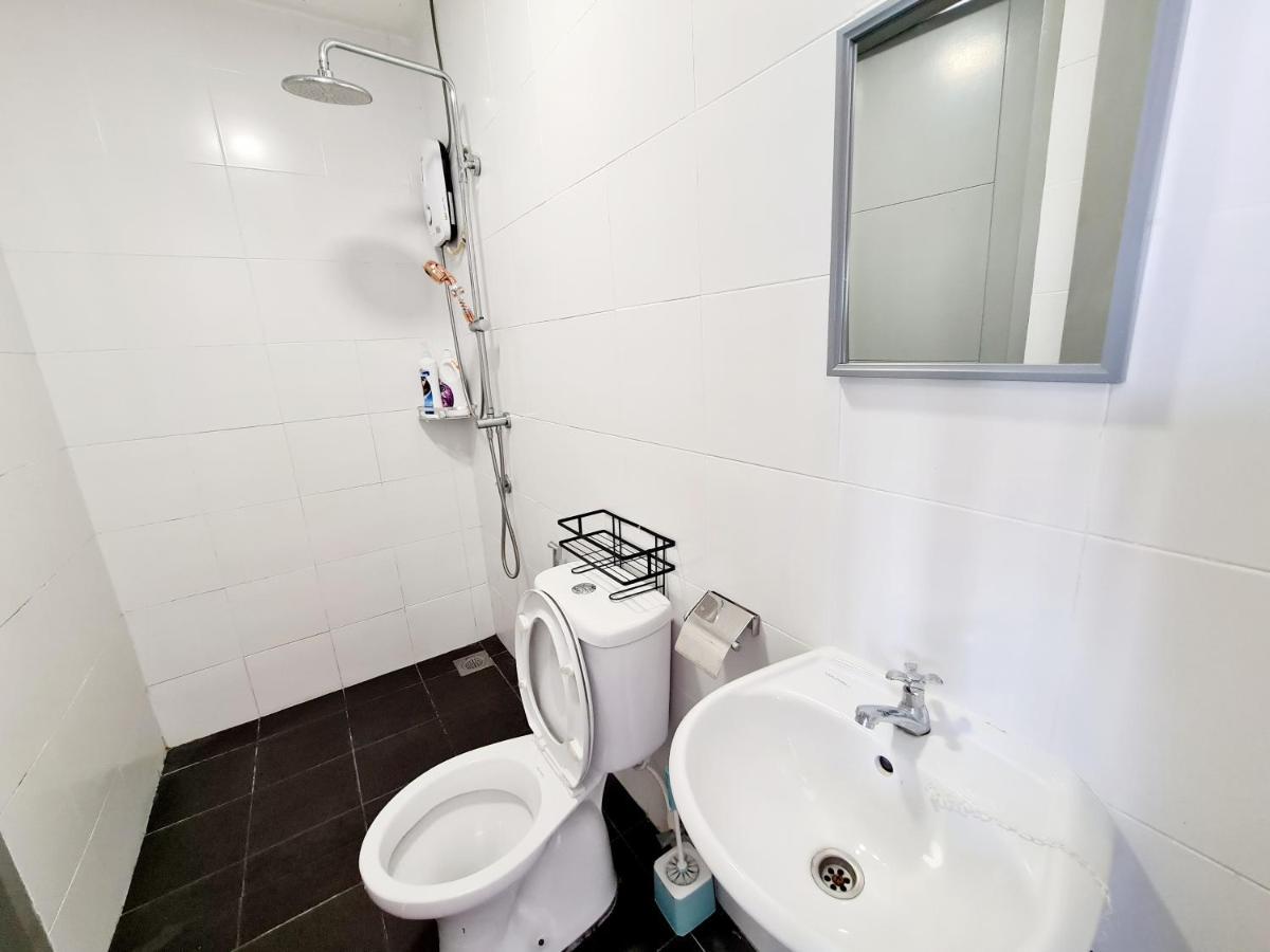 Apartment Comfy 6 Guest 2 Vim3 Isp School, Desa Parkcity, One Utama, Bandar Menjalara, Kepong, Sri Damansara, Mutiara Damansara, Damansara Perdana, Kota Damansara,